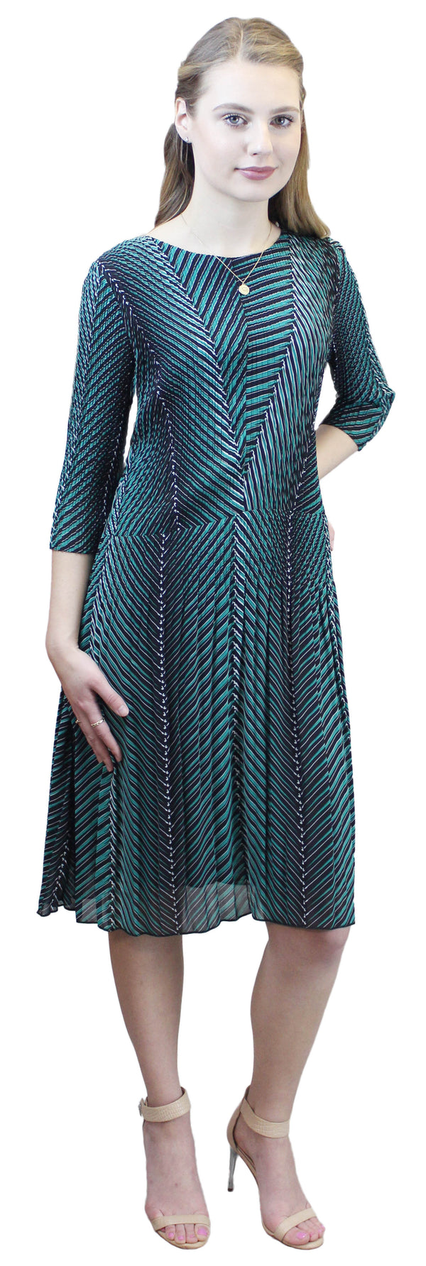 Sleeveless 3D Print Crinkle Dress - DR818 green